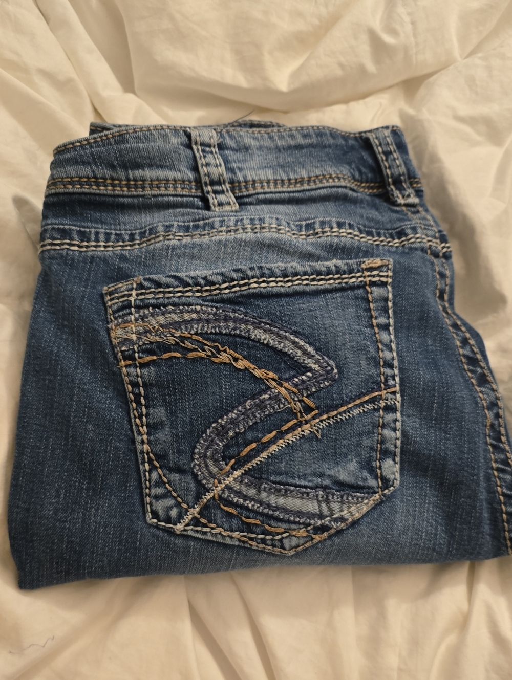 Vintage Y2K Silver Jeans Women's Dark Blue Skinny Jeans with Contrast Stitching